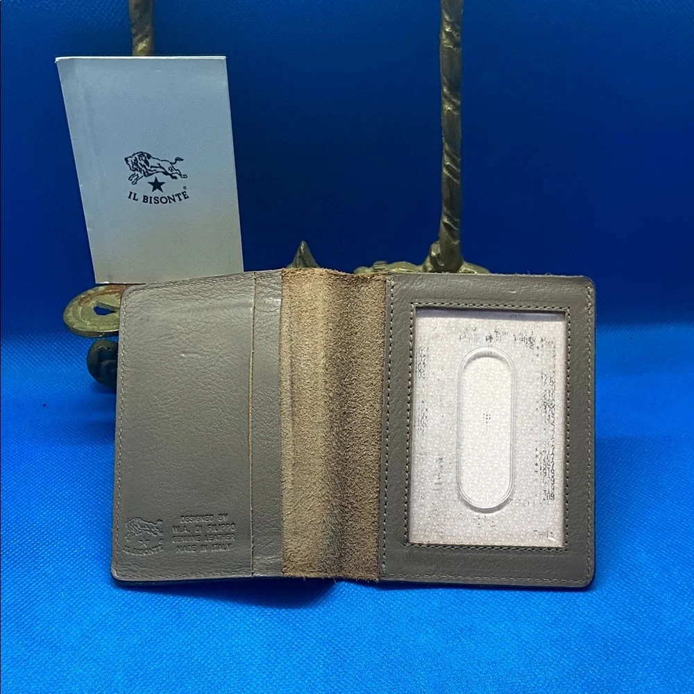 Gorgeous vintage leather‎ wallet